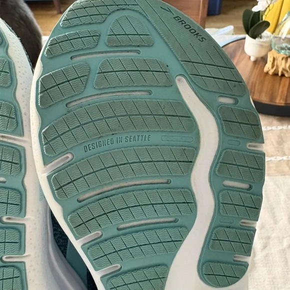 Brooks Women's Ghost Max 2 - Picture 4 of 8